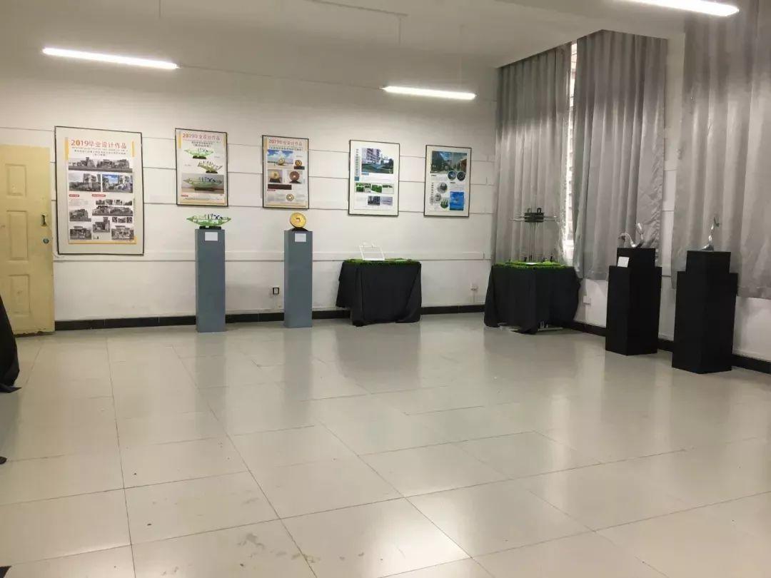 四川美术学院2015级公共艺术专业毕业作品展(下篇) 四川美术学院2015级公共艺术专业毕业作品展(下篇)