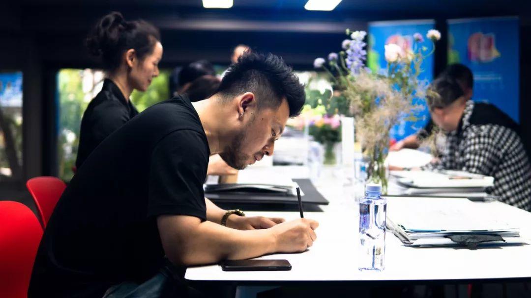 初评揭晓 | 2019中国深圳服装原创设计大赛-精英邀请赛总决赛入围名单