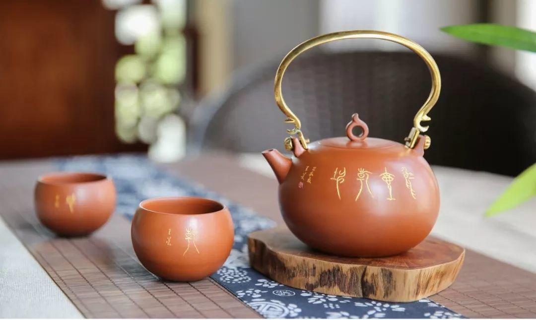 有創(chuàng)意還很美！“新非遺 新跨界”非遺文創(chuàng)設(shè)計(jì)大賽票選開始，快來為你喜歡的作品打call吧！