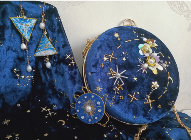 课程展 | 17服装与服饰设计(服装设计)2班《服饰品设计》 温州大学美术与设计学院2017服装与服饰设计(服装设计)2班《服饰品设计》课程展